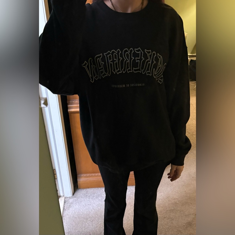 Black AOT(Ackerman) Crewneck